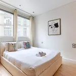 Luxury Apartment Montaigne Avenue 4P