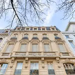 Luxury Apartment Montaigne Avenue 4P