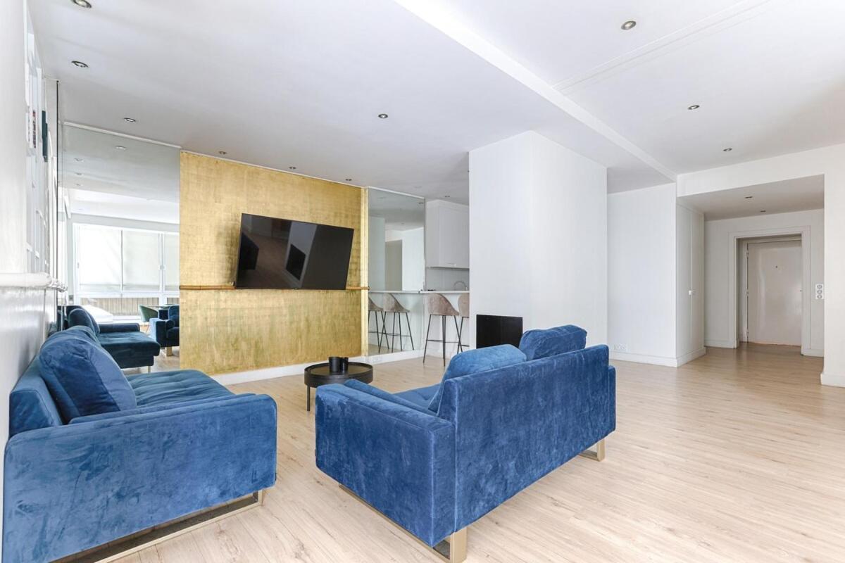 Apartment Luxury Montaigne Avenue 4p *